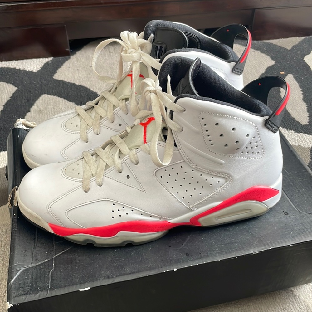 Air Jordan Retro White Infared 6’s